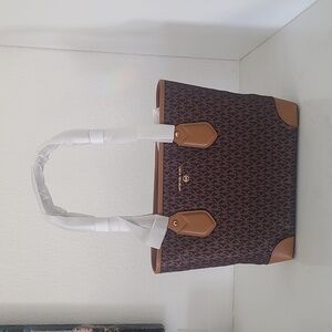 Michael Kors EvaTote NWT BRN/ACORN